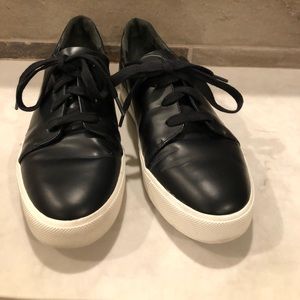 WOW!!!!   Vince black leather sneakers